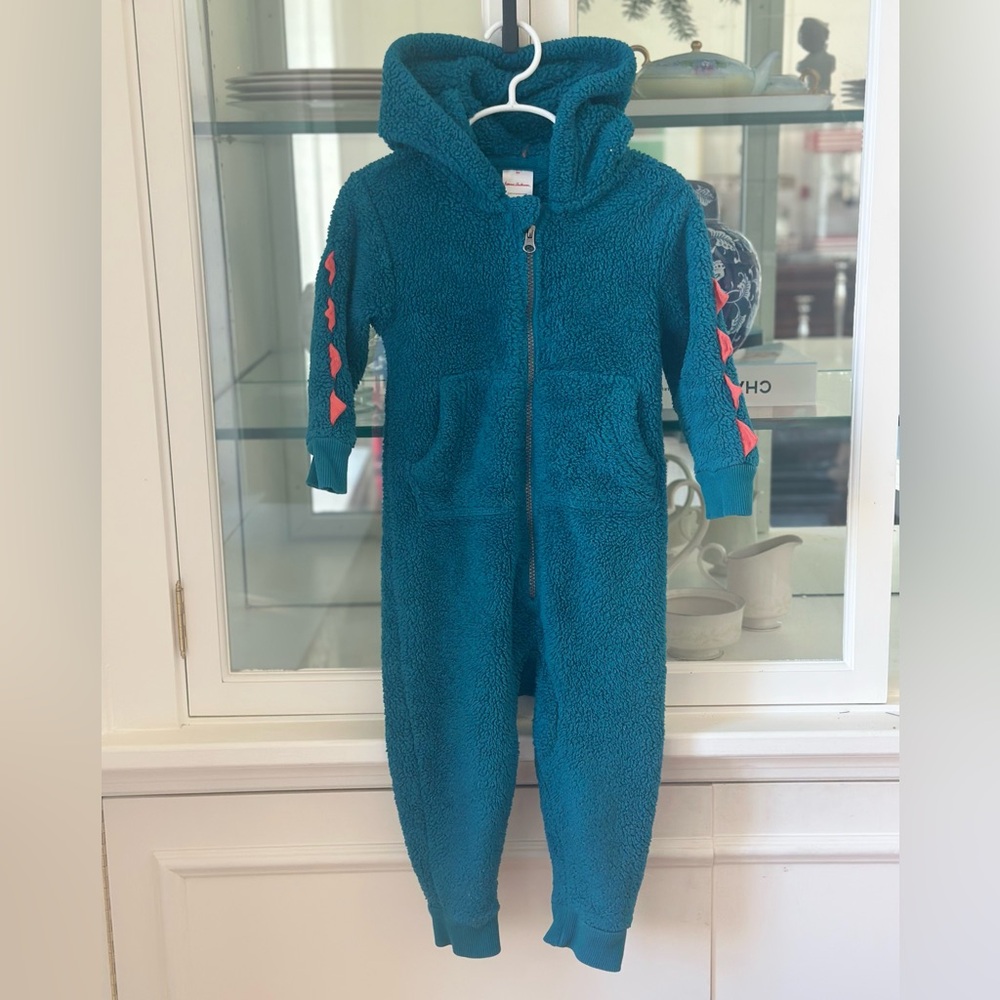 Hanna Andersson marshmallow fleece dinosaur character onesie